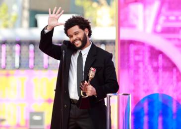 "بي تي اس" و"ذا ويك إند" على قائمة الفائزين بجوائز بيلبورد 2021