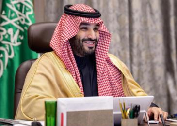 الإعلامي عبدالله المديفر يعلن أن ولي العهد السعودي فاجأه بعد المقابلة بالثناء على عمله