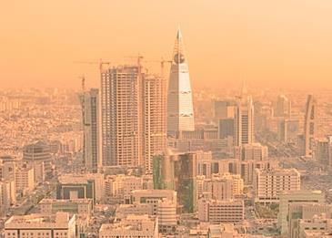 المقيمون يدفعون مليار ريال في 6 أشهر!