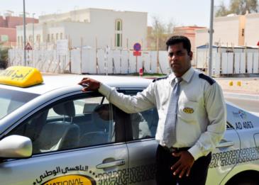 سائق في الإمارات يتورط والسبب ... أنا أحبك