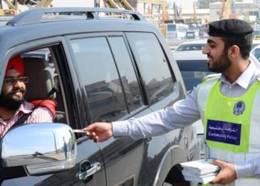 شرطة الشارقة تدشن أول جهاز لضبط ضجيج السيارات