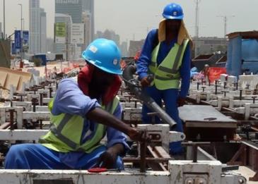 بدء تطبيق "حظر العمل وقت الظهيرة" بالإمارات