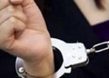 الشرطة اليونانية تعتقل شخصية سورية شهيرة بتهمة تهريب البشر!