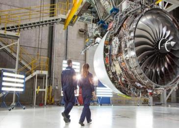 محرك "رولز رويس" الأكثر كفاءة في العالم يحلق بـ"إيرباص" في أطول رحلاتها