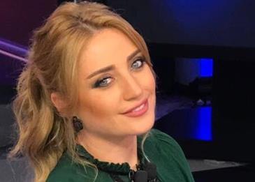 اضغط لمشاهدة الفيديو: ضيف يتسبب في انفجار مذيعة بالضحك على الهواء مباشرة!