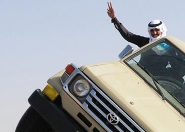 بعد أن تحدوا رجال الأمن بالسعودية.. مطالب بايقاف 3 سوريين