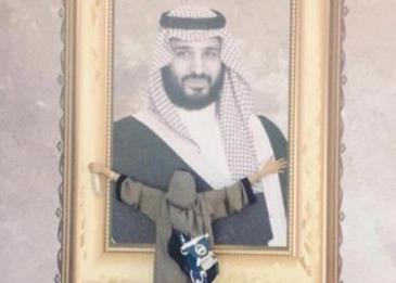 لأول مرة.."صاحبة الصورة" الأكثر انتشارًا في المملكة تكشف سبب التقاطها