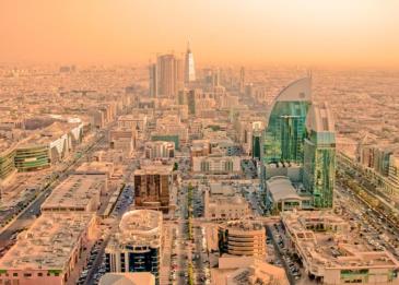السعودية تعوض مقاولي المشاريع الحكومية عن رفع رسوم الوافدين