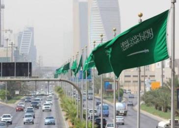 السعودية تحسم الجدل حول إلغاء توطين عدد من المهن