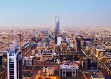 هل تم رفض تملك غير السعوديين للعيادات والمجمعات؟