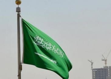السعودية تفرض غرامة على إنهاء التعاقد مع الوافدين بطريقة غير مشروعة