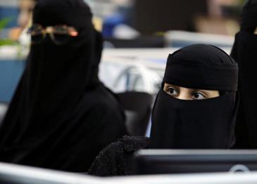 السعودية: قريبًا ستتمكن المرأة من إصدار جواز السفر وتجديده إلكترونيًا