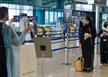 السعودية تعلق الرحلات الدولية لمدة أسبوع بعد انتشار نوع جديد متحور من "كورونا"