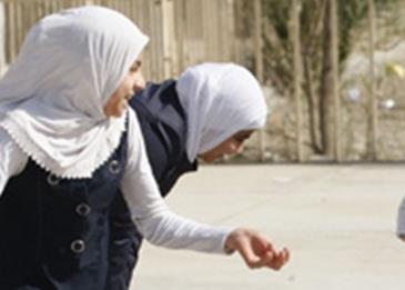 حادثة في الكويت: وافد يختطف طفلة من أمام مدرستها ويغتصبها