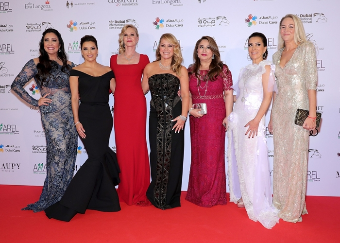 وسط حضور حاشد لنجوم ومشاهير السينما: انطلاق مهرجان دبي السينمائي الدولي بدورته 13
