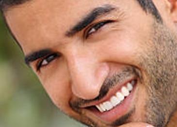 عربي يبرر تواجده في وكر للدعارة بالكويت بتصرف طريف