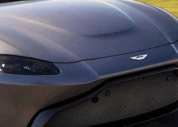 استمتع بمشاهدة موديل Vantage الجديد من أوستن مارتن لعام 2019