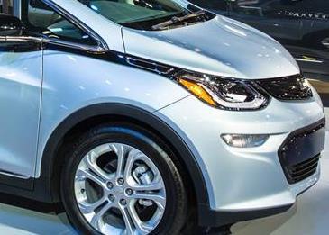 شفروليه تعرض سيارتها الكهربائية لأول مرة في المنطقة خلال معرض دبي الدولي للسيارات