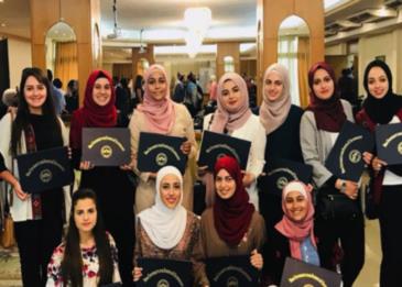 عبارات ايجابية للطالبات