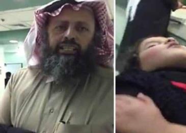 مواطن يحمل ابنته بمستشفى المحالة في حالة إغماء