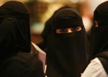 “أمال المقبل” أول شيف سعودية للأكلات الشعبية!