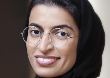 نورة الكعبي، وجْهُ الإمارات المُشرِق