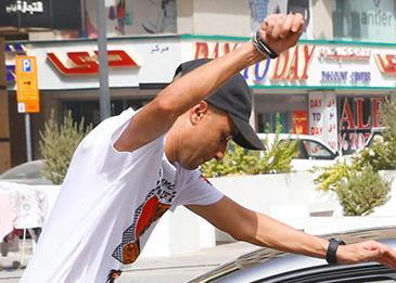 حملة مرسيدس-بنز للسيارات المدمجة "اِكبر" - قصص لجيل جديد