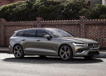 فولفو تشوّق عشّاقها بصوَر أيقونتها الجديدة V60