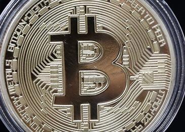 الأولى التي تقبل البتكوين على صعيد المنطقة  "   أدفيرتايزنغ"
