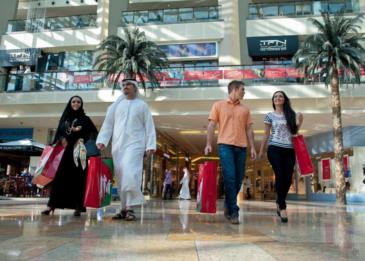 في الإمارات ... لمدة شهر كامل تخفيضات 50 بالمئة على السلع