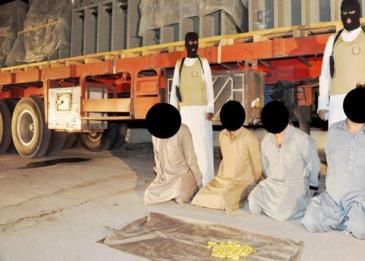 الإطاحة بمروج للسموم بجدة