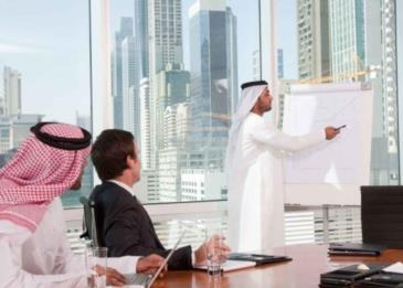 توفير مئات الآلاف من الوظائف للسعوديين