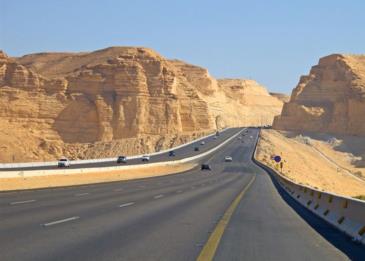 هذه هي الطرق السريعة التي ستحدد السعودية سرعاتها!