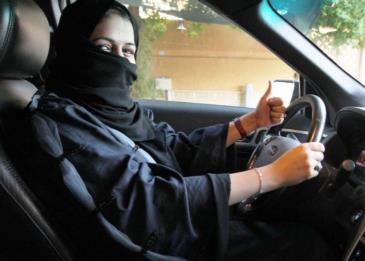 الإعلان عن موعد البدء في تعليم قيادة السيارات للنساء.. تعرف عليه!