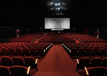 السعودية تصدر تراخيص دور السينما