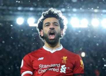 ​شاهد محمد صلاح وهو يركض فوق سطح الماء بسرعة فائقة