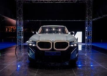 مجموعة BMW تطرح سيارةBMW XM  للمرّة الأولى على الإطلاق في منطقة الشرق الأوسط