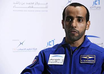 هزاع المنصوري جاهز للانطلاق إلى الفضاء