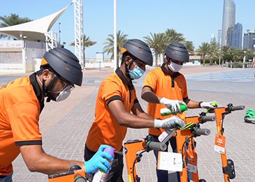 أبوظبي تستأنف خدمة تأجير الدراجات الكهربائية تدريجيًا بنسبة 25 بالمئة