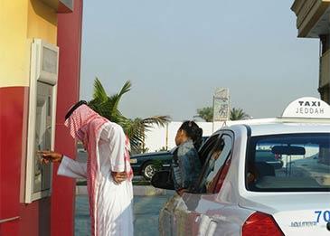 تعطل الصرافات الآلية في السعودية بسبب حريق!
