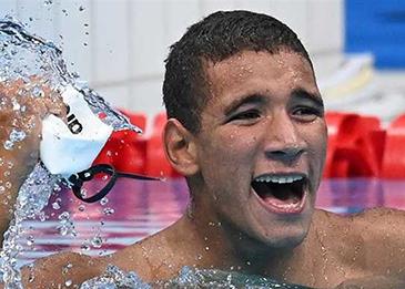 أيوب الحفناوي أول سباح عربي يتأهل لـأولمبياد 2024
