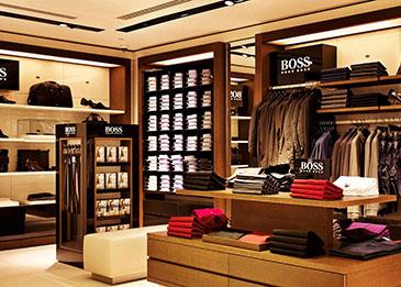 مجموعة BOSS  الرجالية الجديدة لربيع وصيف ٢٠٢١ مفعمة بالالوان الجريئة