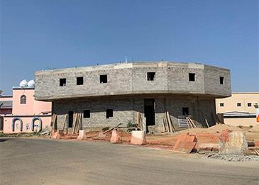 مبنى خيرية أبو عريش يثير الجدل في السعودية
