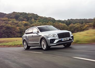منح لقب أفضل سيارة رياضية متعدّدة الاستعمالات فاخرة لـ Bentayga V8 من بنتلي