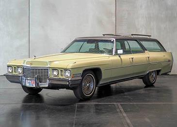 اضغط لمشاهدة الصور: بيع آخر سيارات "إلفيس بريسلي" في مزاد علني