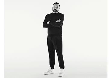 ديور تأخذ البذلات الرسمية إلى مستوى جديد مفعم بالعصرية مع مجموعة MODERN TAILORING