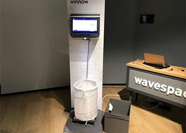 الإمارات تطلق جهازاً مدعوماً بالذكاء الاصطناعي للحد من هدر الغذاء