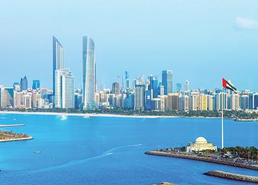 الإمارات تمنح الإقامة الذهبية لفتاتين هنديتين فقدتا والديهما