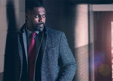 من عالم التمثيل إلى عالم الموضة والأزياء... شاهد مجموعة إدريس البا الأولى