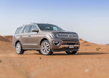 فورد إكسبيديشن في اعلى قائمة السيارات الرياضيّة المتعدّدة الاستعمالات الكبيرة: أكثر من 40 ميزة وتقنية جديدة وحصريّة